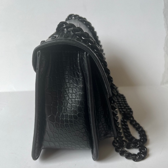 Badgley mischka Belle Studded Biker Reptile Crossbody Chain Shoulder Bag Purse - Picture 2 of 12